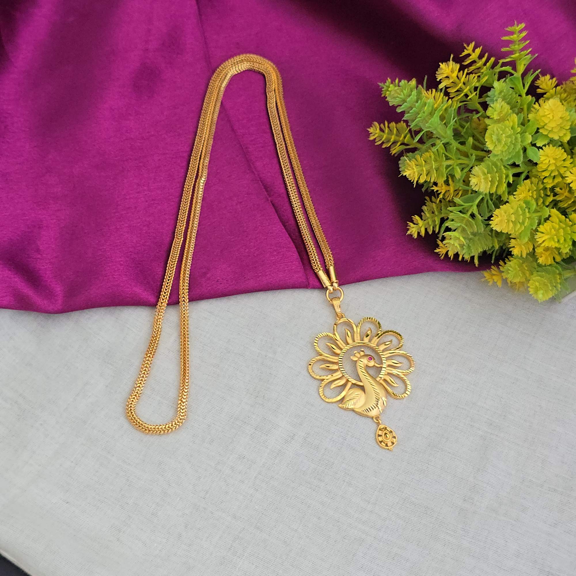 Peacock Pendant Dollar chain 