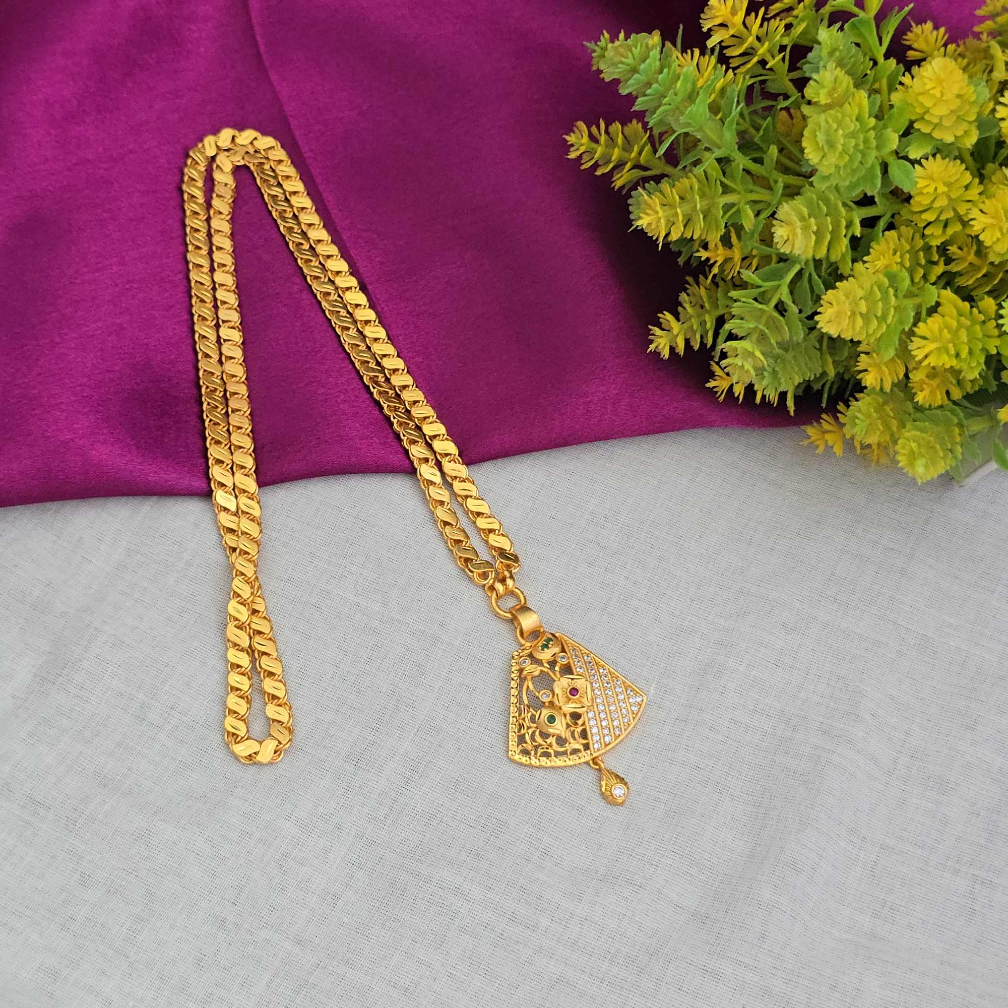 Premium forming Dollarchain 26"inches long 